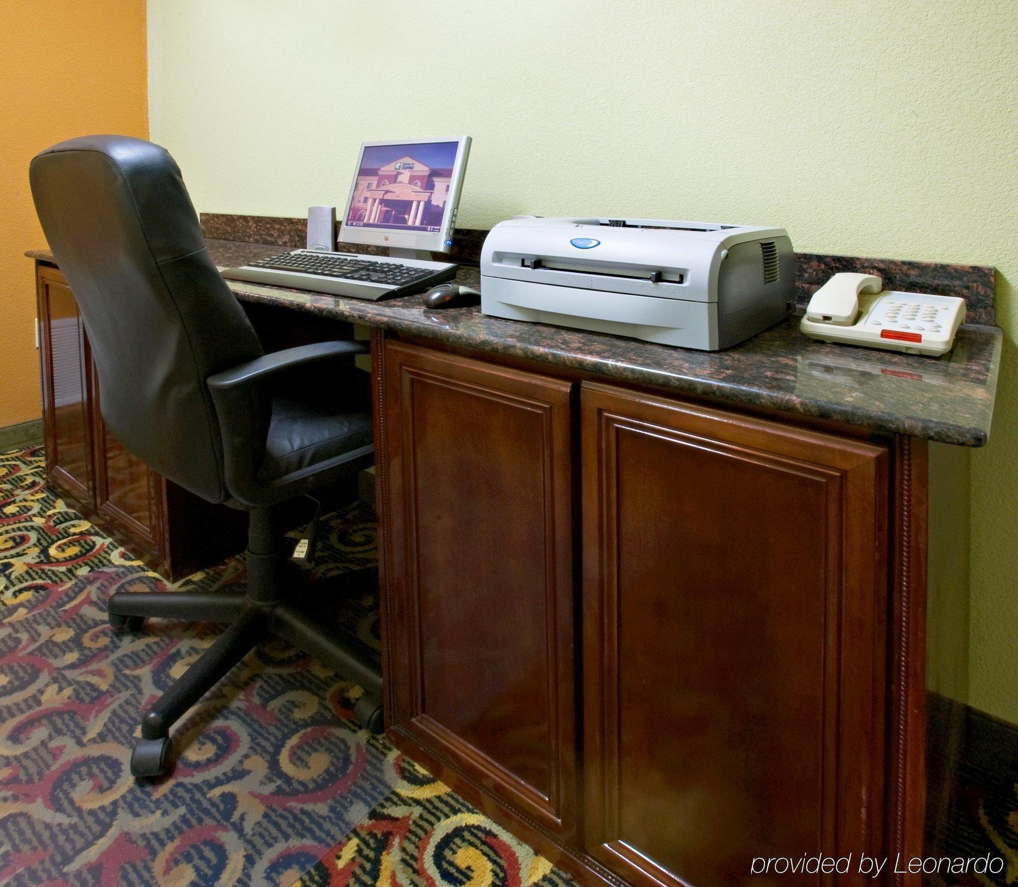 Holiday Inn Express Hotel & Suites Amarillo East, An Ihg Hotel Facilidades foto